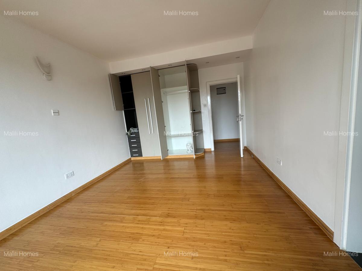 3 Bed Apartment in Kileleshwa - 11