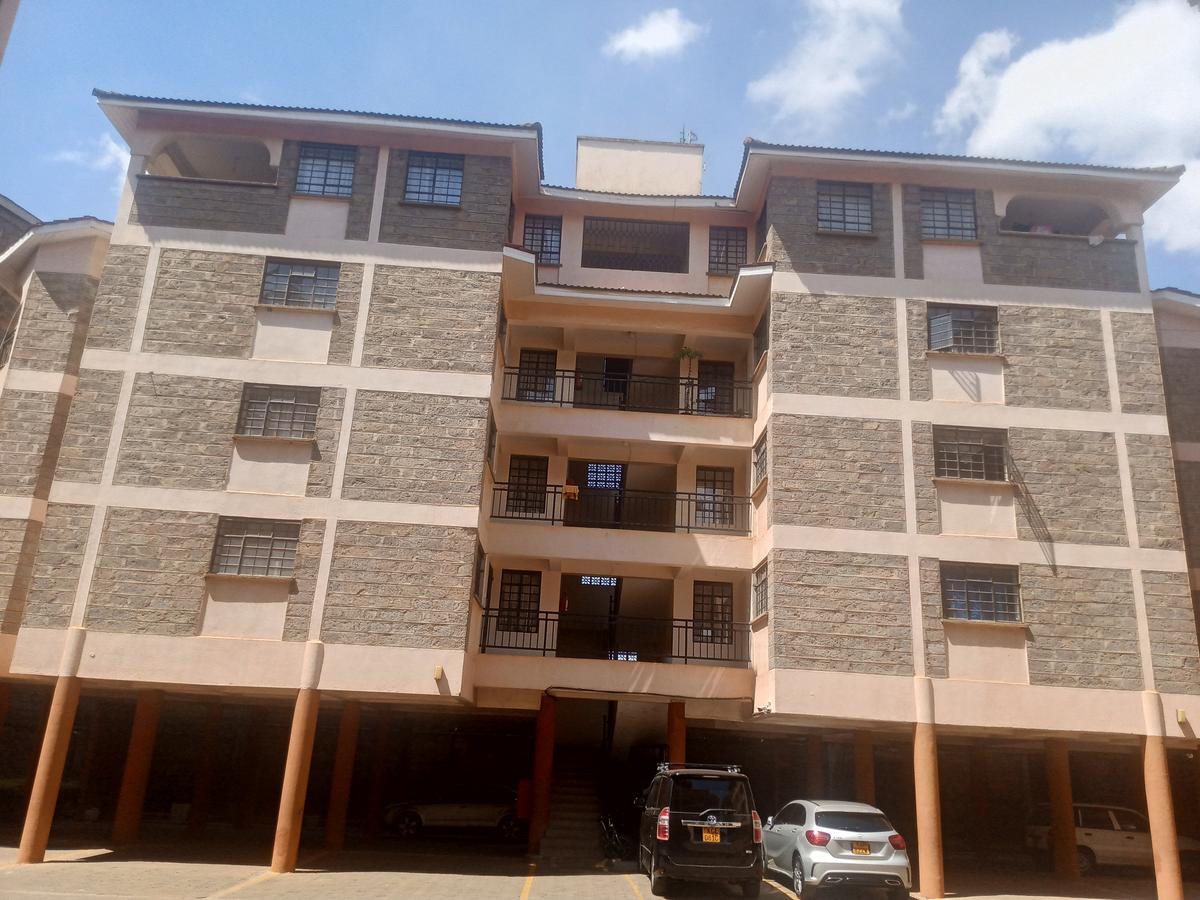 3 Bed Apartment with En Suite in Lavington - 1