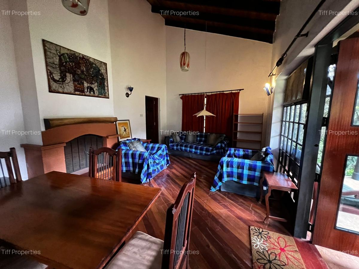 5 Bed House in Karen Hardy - 3