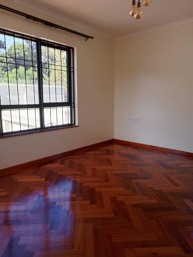 5 Bed House with En Suite in Kitisuru - 13