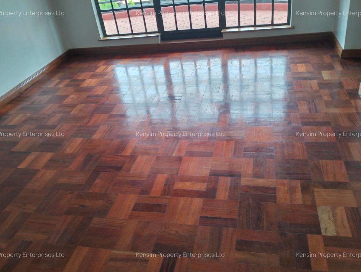 4 Bed Townhouse with En Suite in Runda - 10