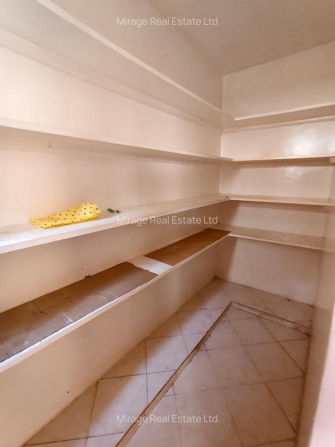 3 Bed Apartment with Swimming Pool in Kileleshwa - 16