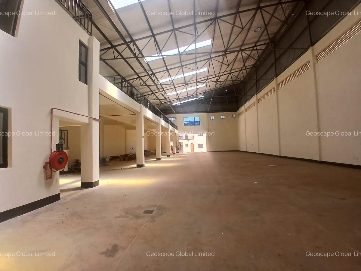 10,366 ft² Warehouse with Parking in Ruiru - 9