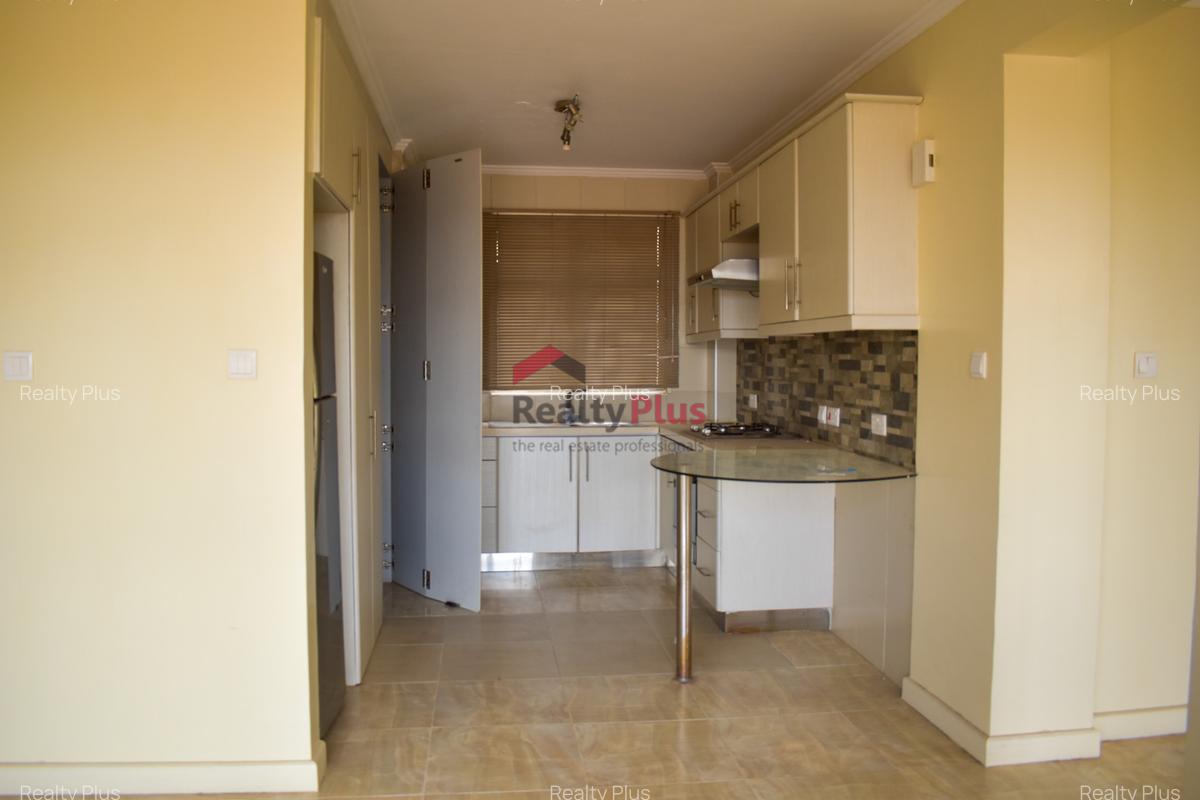 1 Bed Apartment with Parking in Kilimani - 3