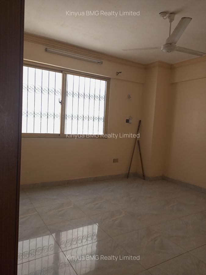 3 Bed Apartment with En Suite in Mombasa CBD - 5