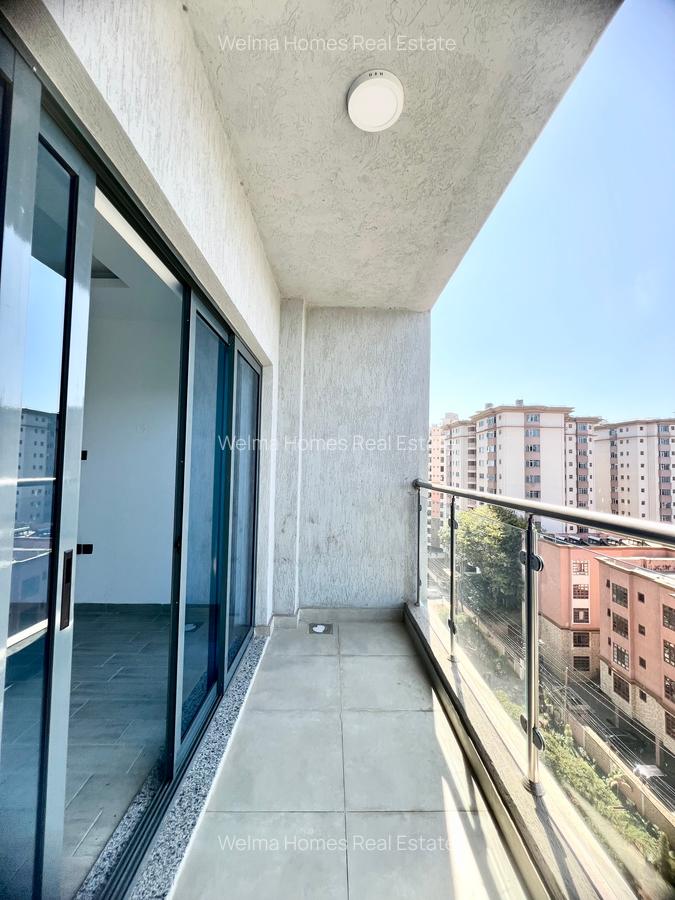 3 Bed Apartment with En Suite in Lavington - 8