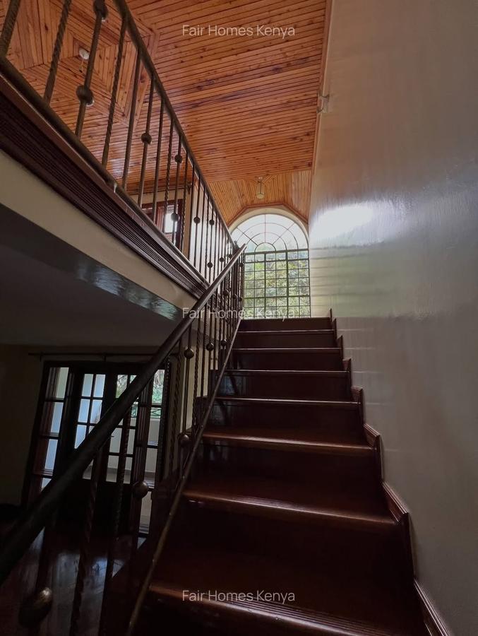 4 Bed Townhouse with En Suite at Chalbi Drive - 10