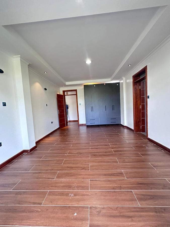 4 Bed Townhouse with En Suite in Karen - 6