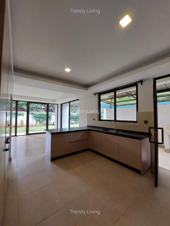 4 Bed Townhouse with En Suite at St Austin - 10