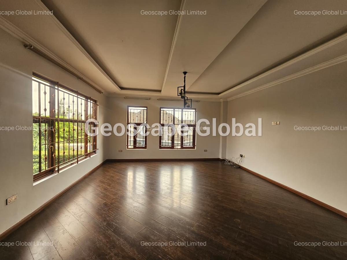 4 Bed House with En Suite in Muthaiga - 14