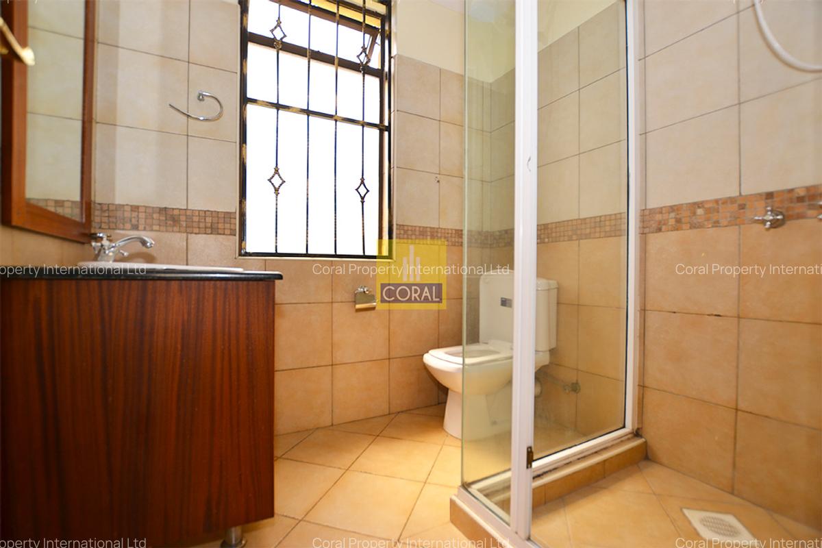 3 Bed Apartment with Lift in Kilimani - 9