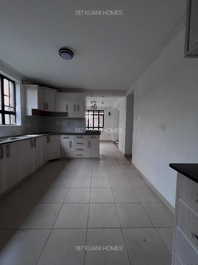 4 Bed Villa with En Suite at Rimpa - 8