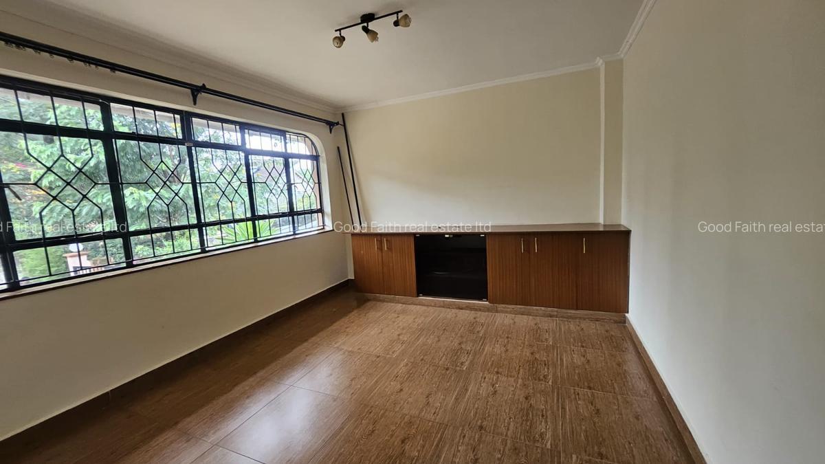 4 Bed House with Swimming Pool in Runda - 7