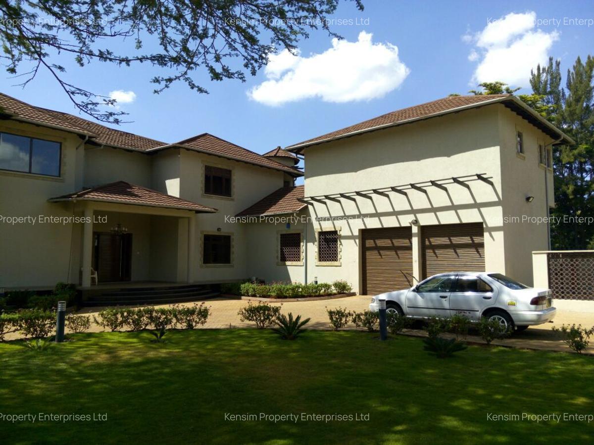5 Bed House with En Suite in Runda - 16