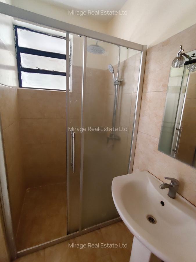 3 Bed Apartment with Gym in Kilimani - 11