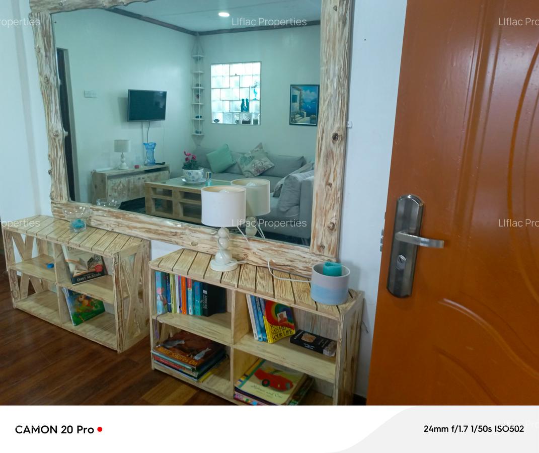 1 Bed House with Garden in Rosslyn - 8