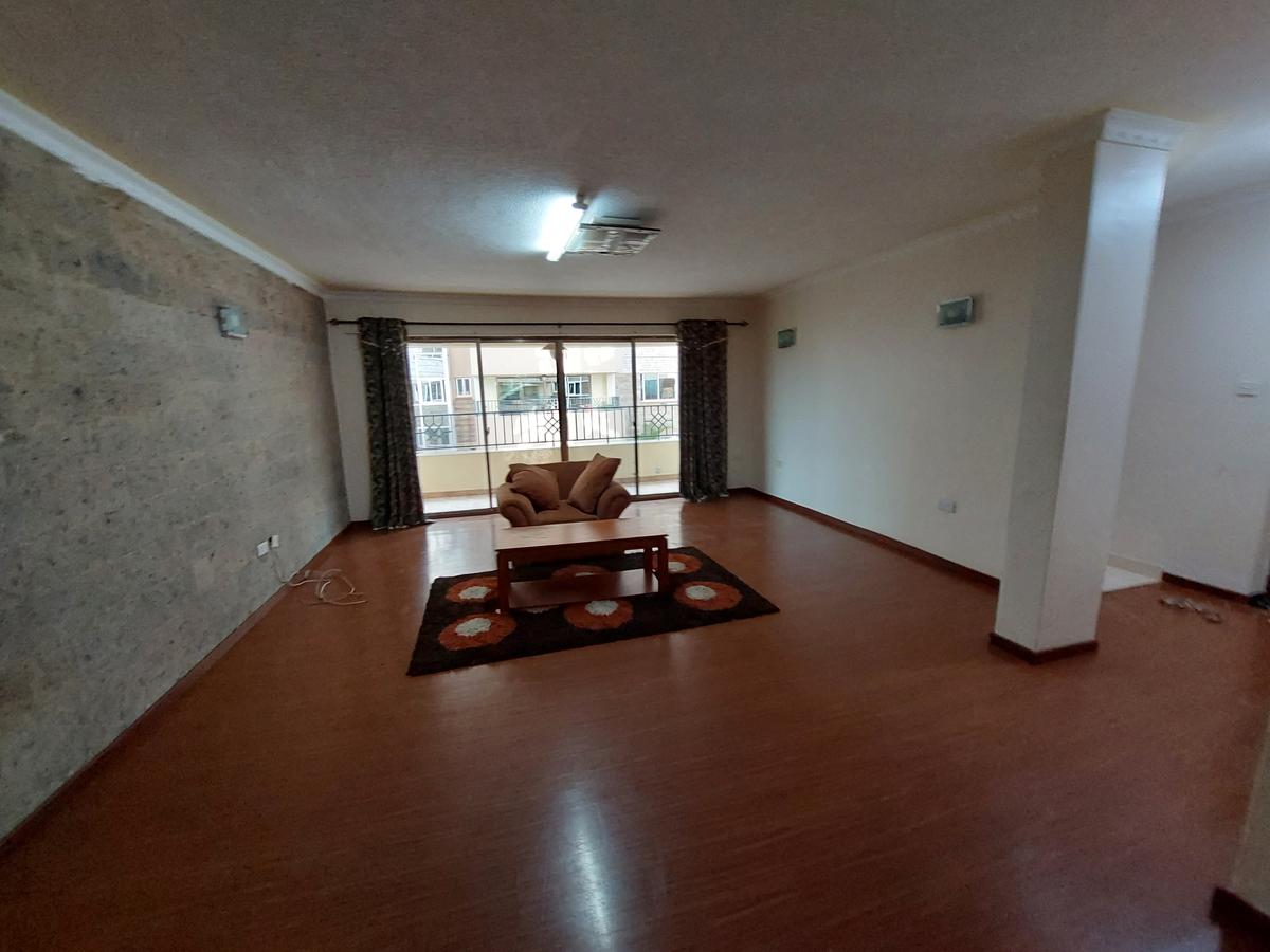 3 Bed Apartment with En Suite at Lavington - 14