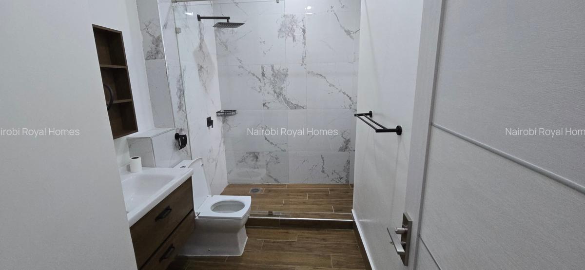 2 Bed Apartment with En Suite at Lavington Road - 8