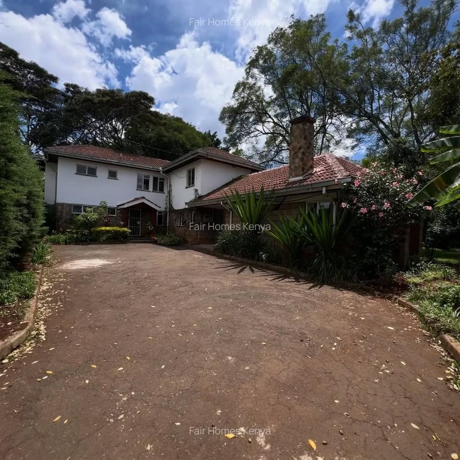 4 Bed Townhouse with En Suite at James Gichuru - 14