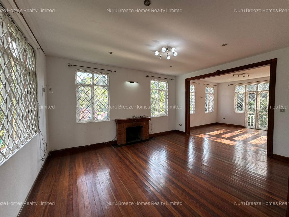 5 Bed Townhouse with En Suite in Rosslyn - 17