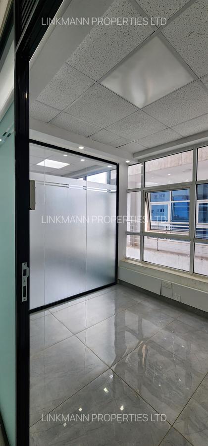 1,078 ft² Office with Service Charge Included in Westlands Area - 2