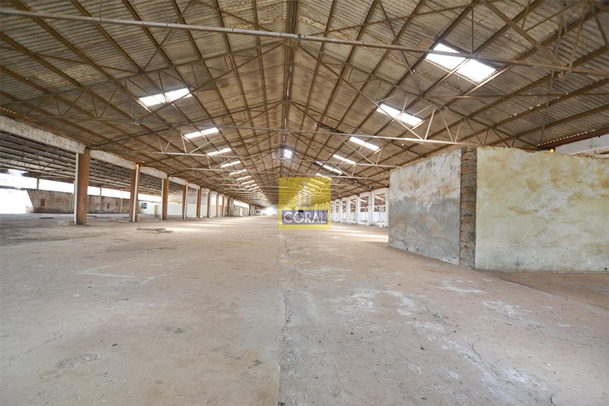 11,997 ft² Warehouse with Service Charge Included at N/A - 9