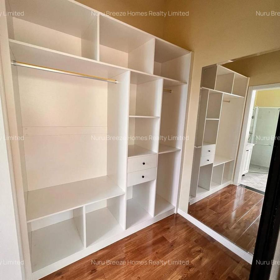 5 Bed Townhouse with En Suite in Karen - 10