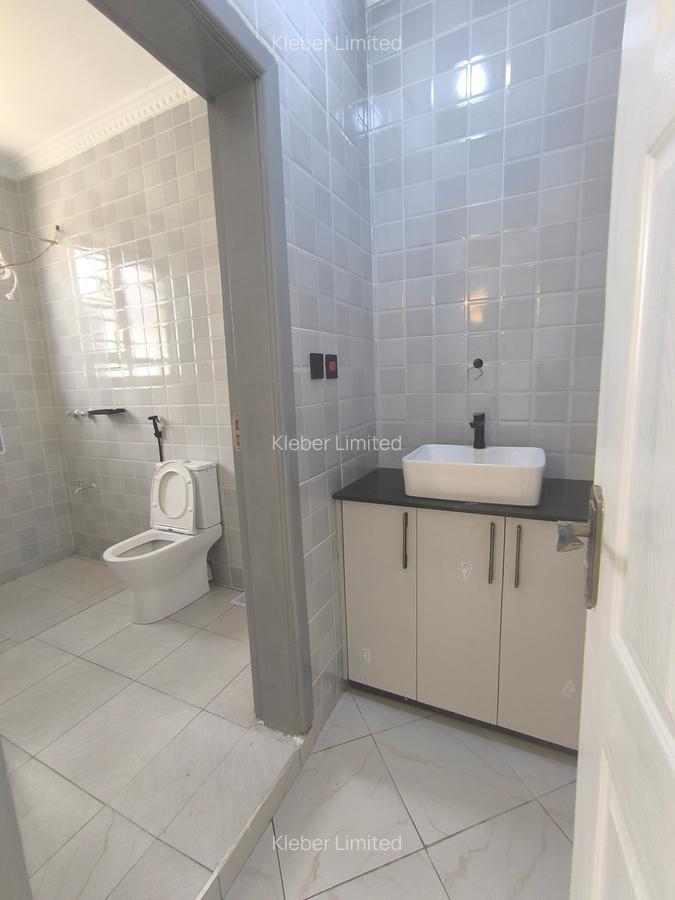 3 Bed House with En Suite in Ruiru - 17