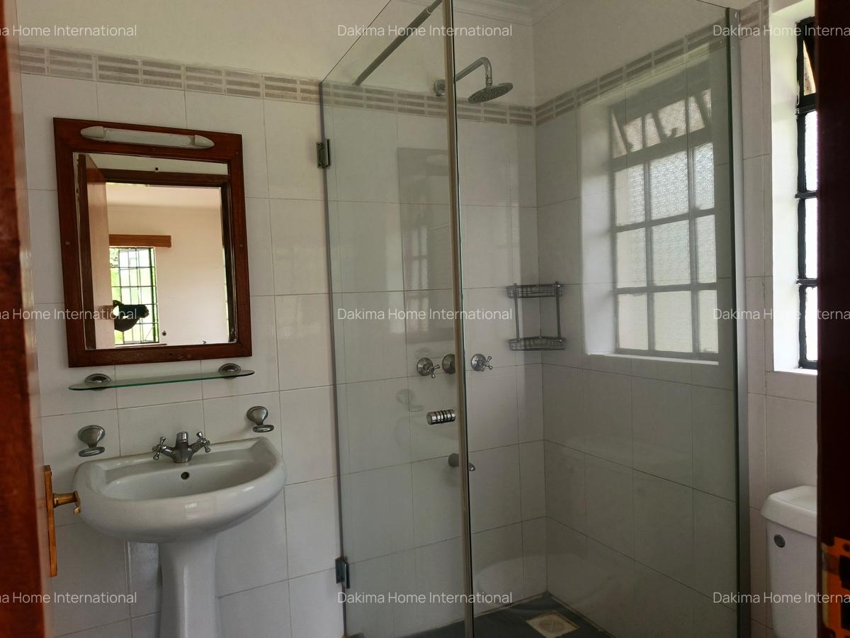 5 Bed Townhouse with En Suite in Runda - 13