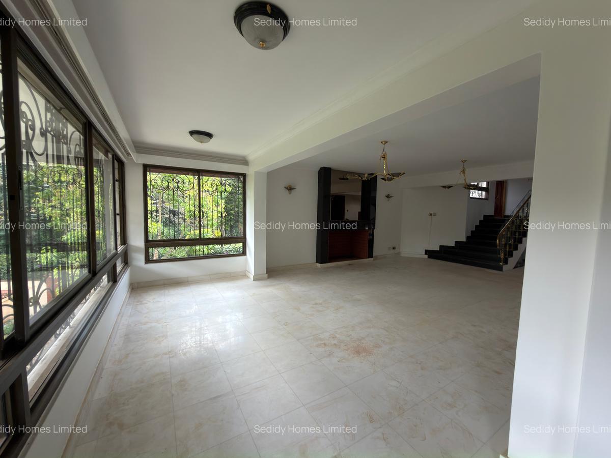 6 Bed House with En Suite in Gigiri - 15