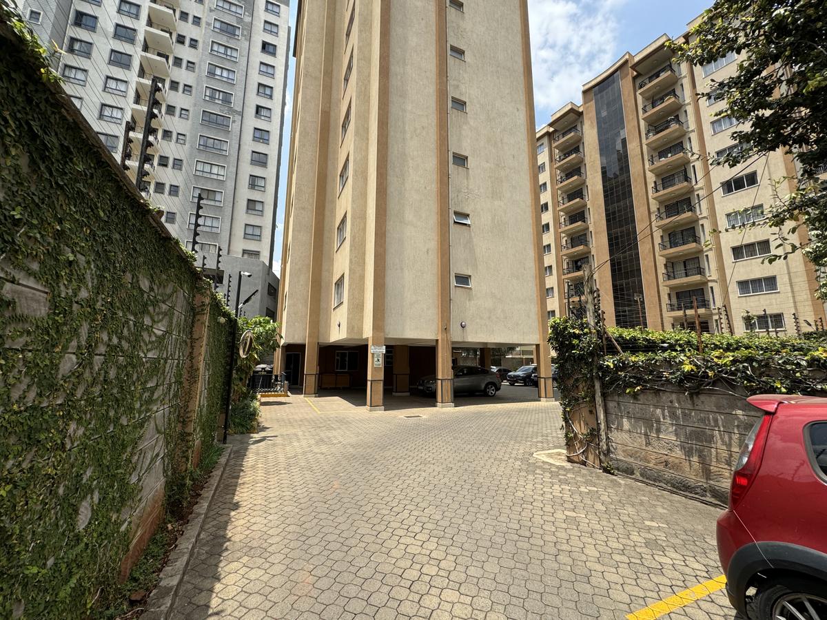 2 Bed Apartment with En Suite in Kilimani - 13