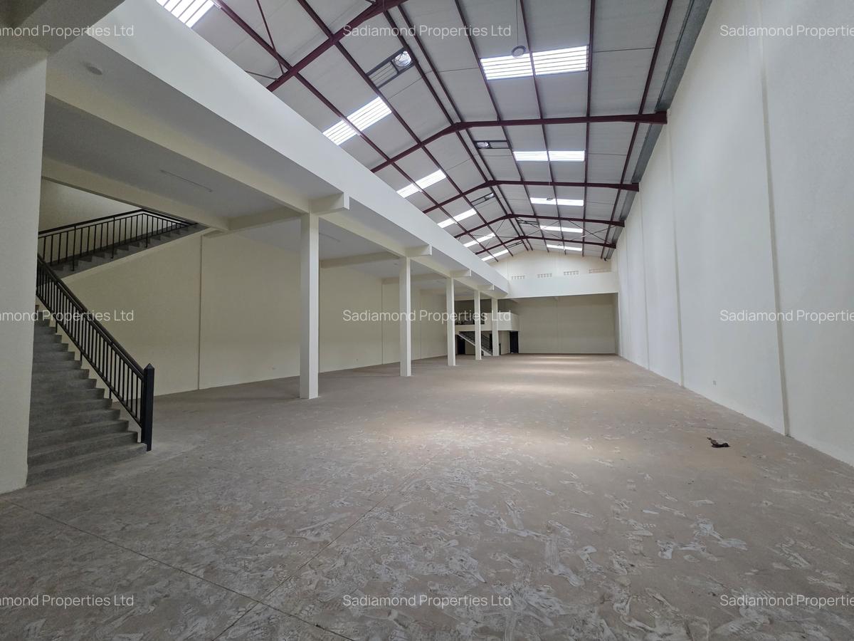 11,696 ft² Warehouse with Parking at Babadogo - 1
