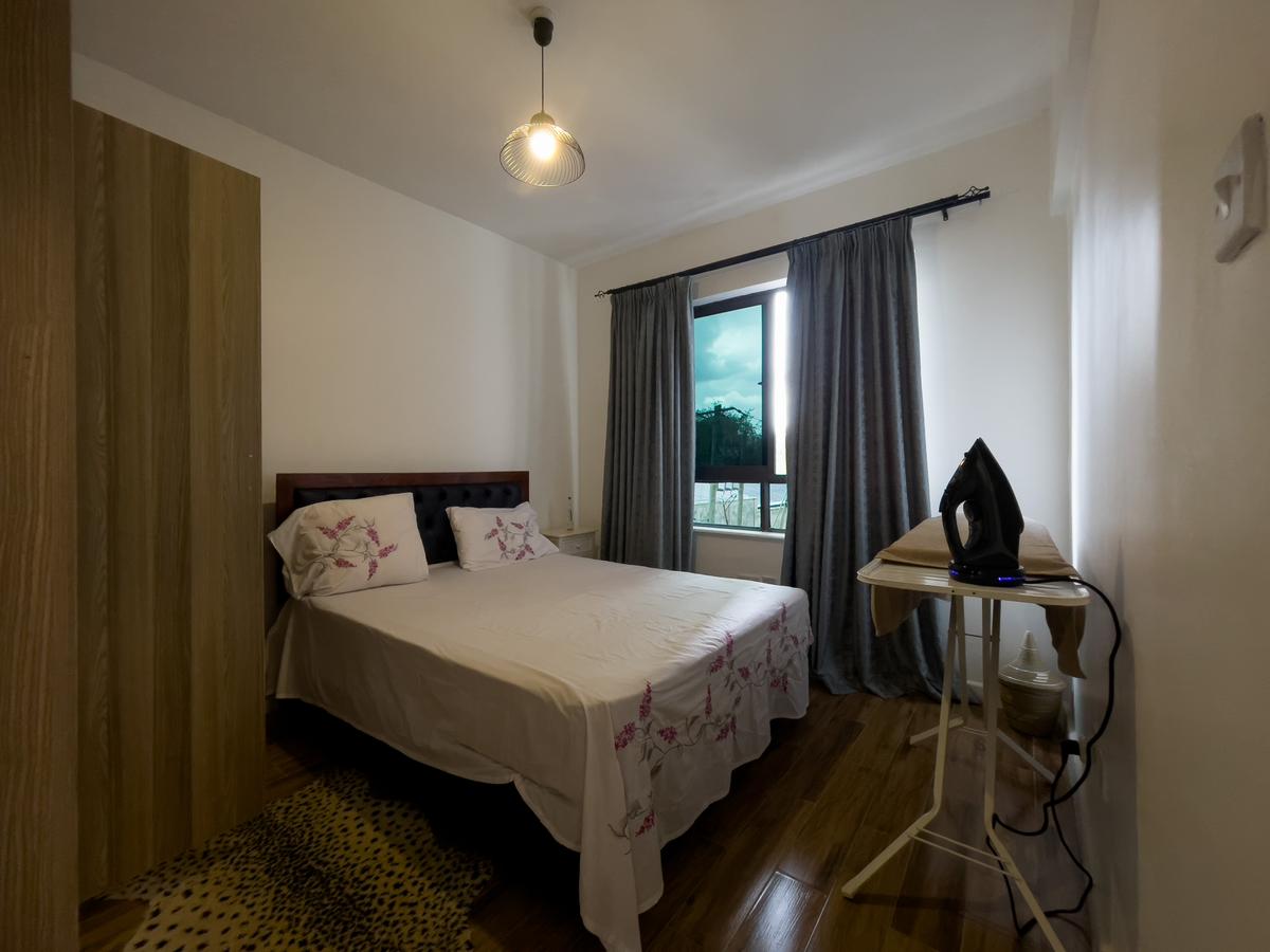 Furnished 2 Bed Apartment with En Suite at Hatheru Road - 8
