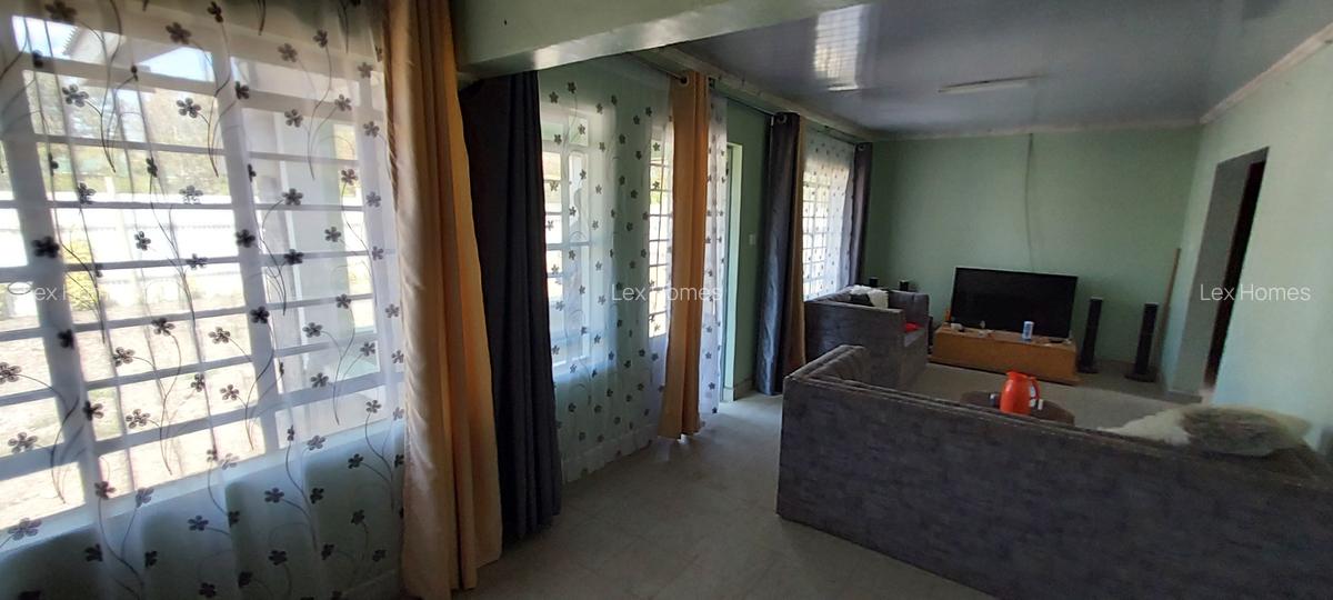 3 Bed House with En Suite at Rangau - 6