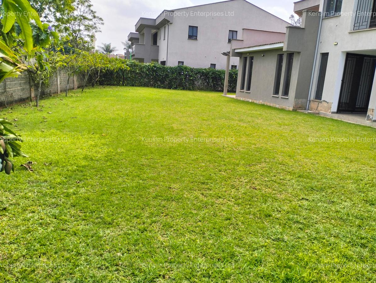 6 Bed Townhouse with En Suite in Lavington - 12