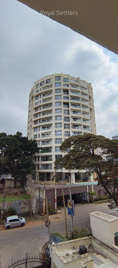 4 Bed Apartment with En Suite at Lantana Road - 1