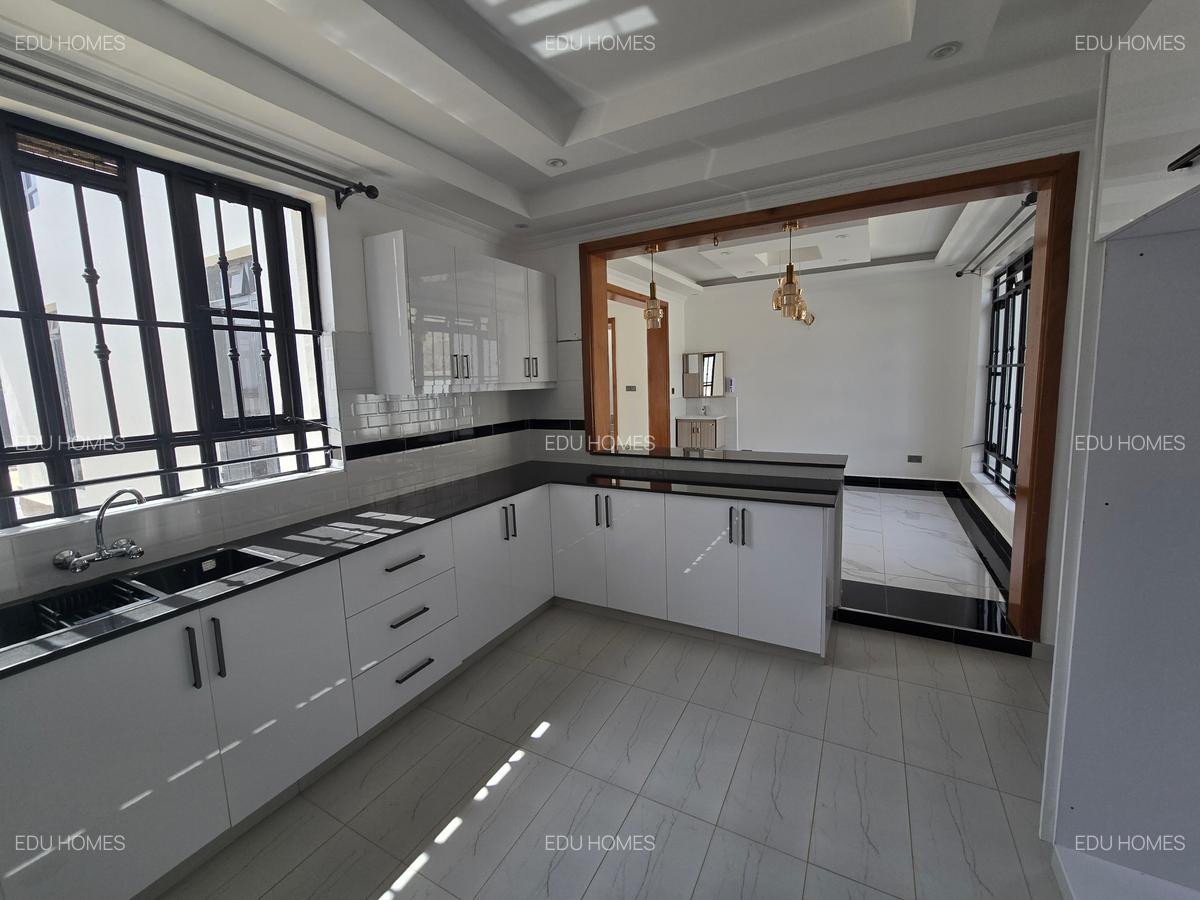4 Bed House with En Suite at Thika Road - 8