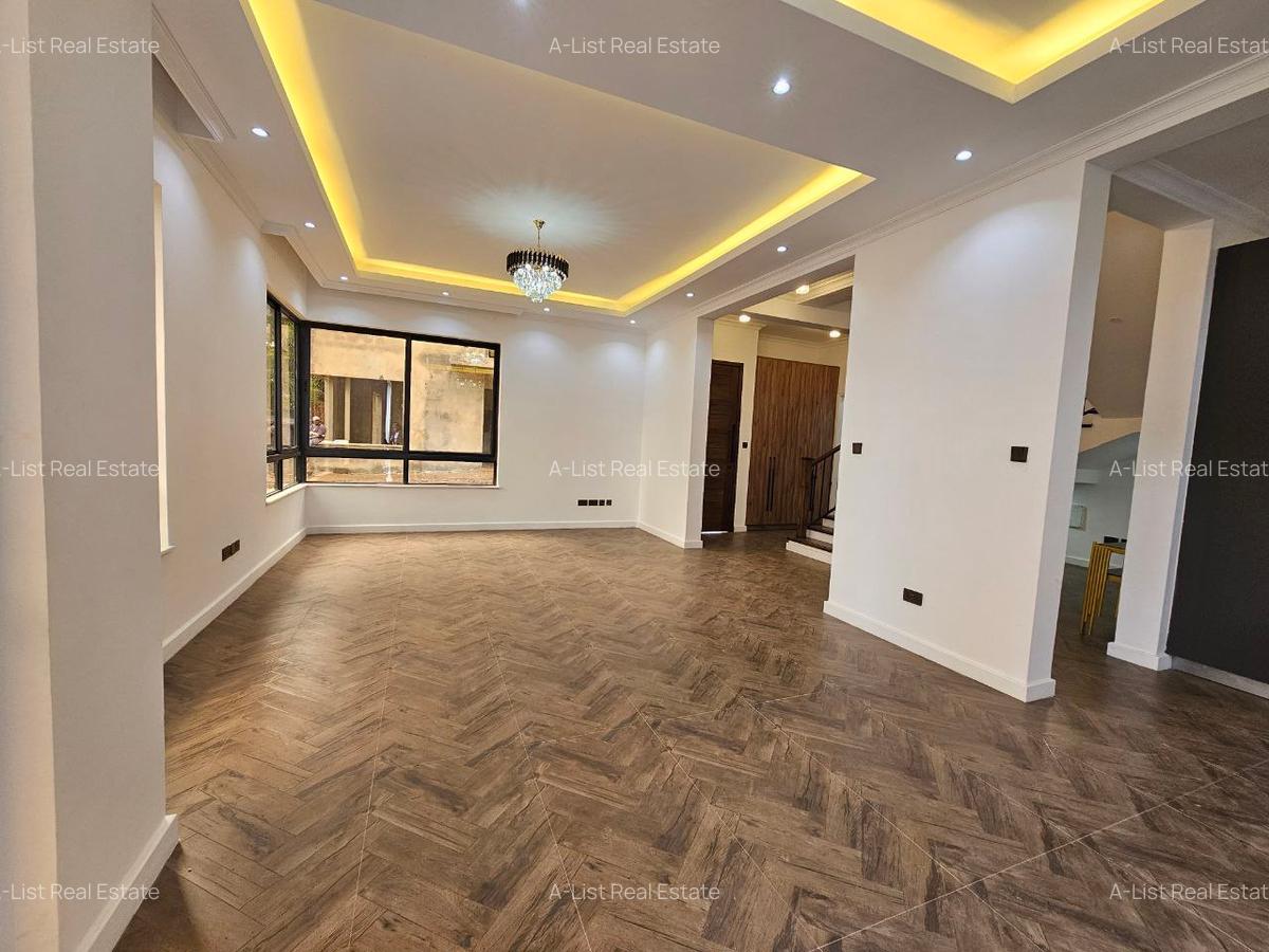 5 Bed Villa with En Suite at Muthangari Road - 3