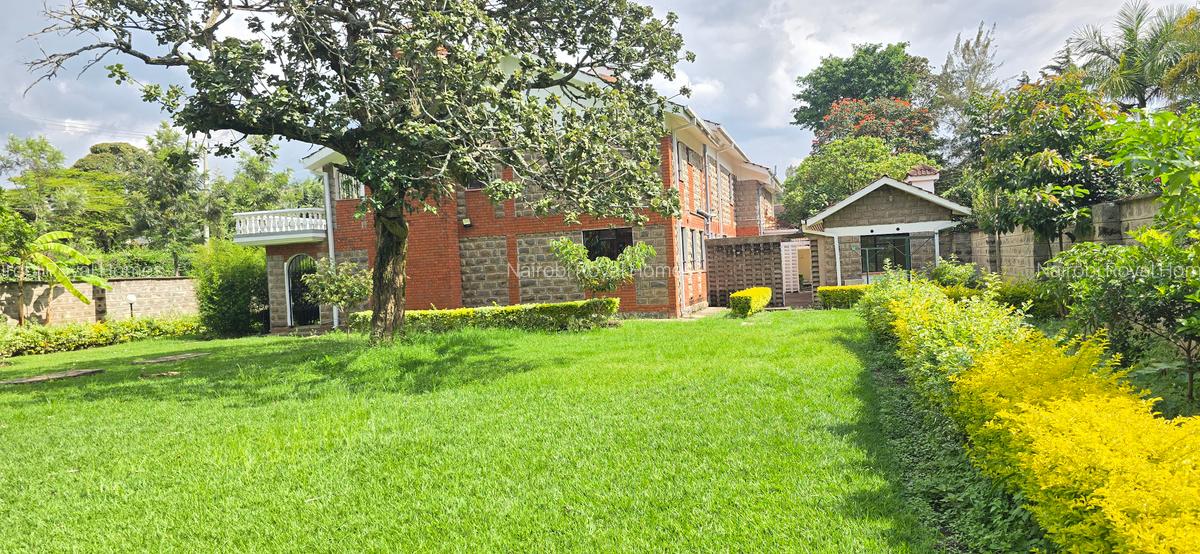 5 Bed House with En Suite at Runda Road - 8