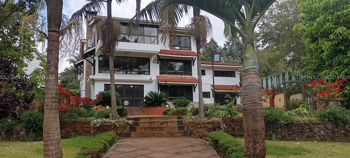 6 Bed House with En Suite at Off Un Avenue - 1