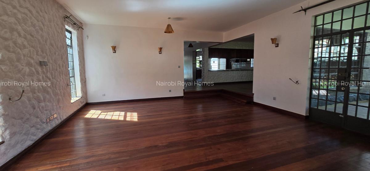 4 Bed Townhouse with En Suite at Peponi Road - 10