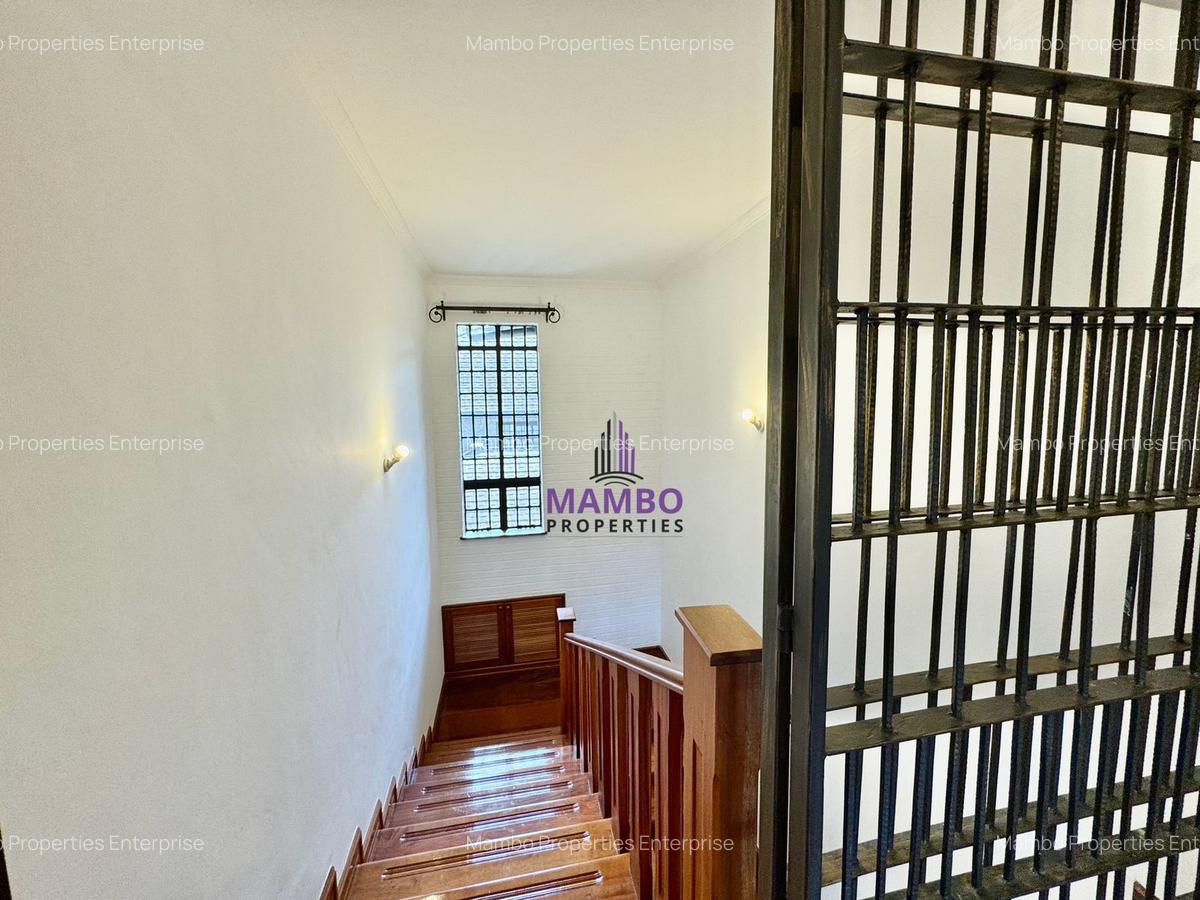 4 Bed Townhouse with En Suite at Peponi Rd - 14