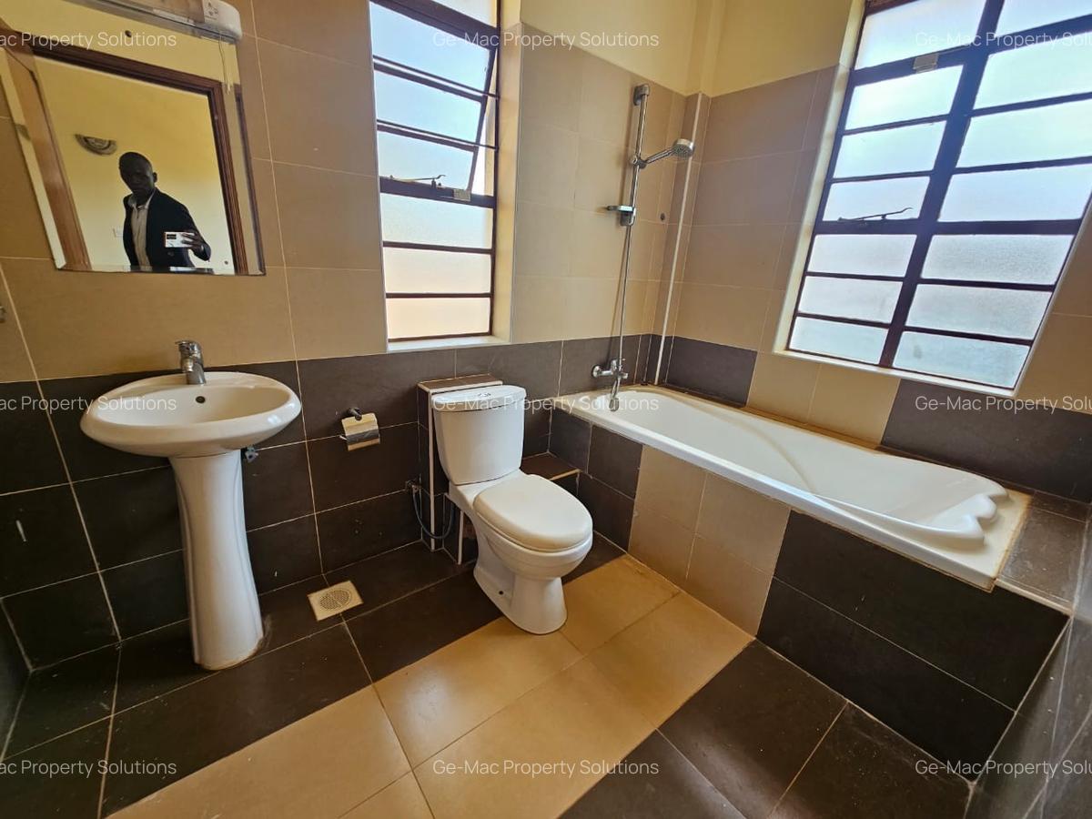 4 Bed Townhouse with En Suite in Kiambu Road - 15