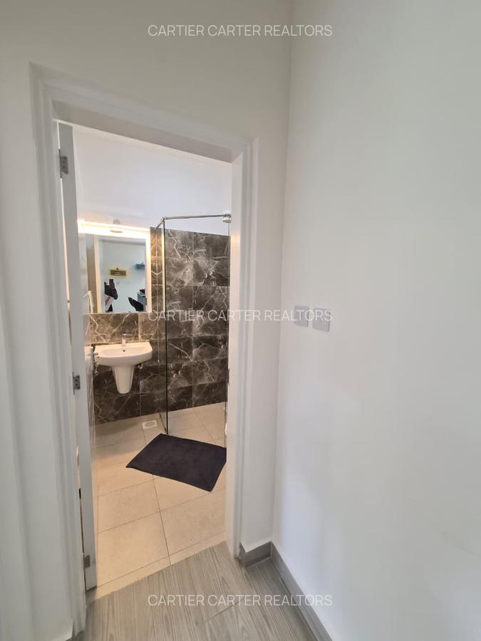 Studio Apartment with Gym in Garden Estate - 5