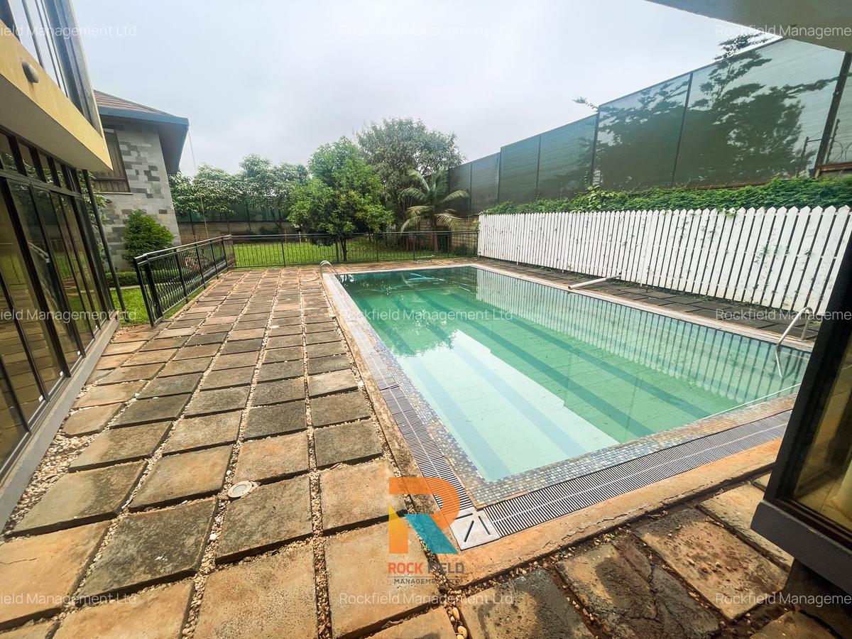 4 Bed Townhouse with En Suite at Runda Mumwe - 2