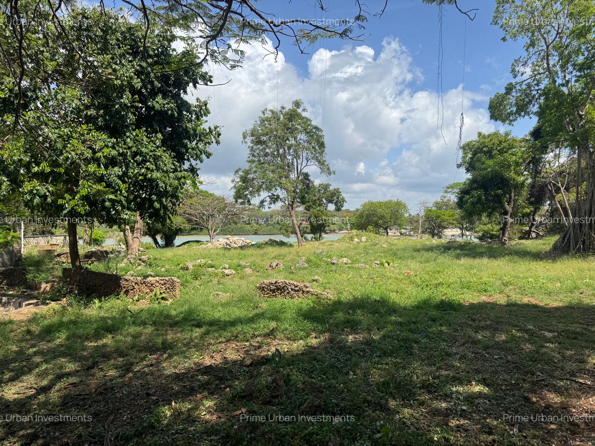 7 ac Commercial Land at Shanzu Beach - Overlooking Mtwapa Creek - 11