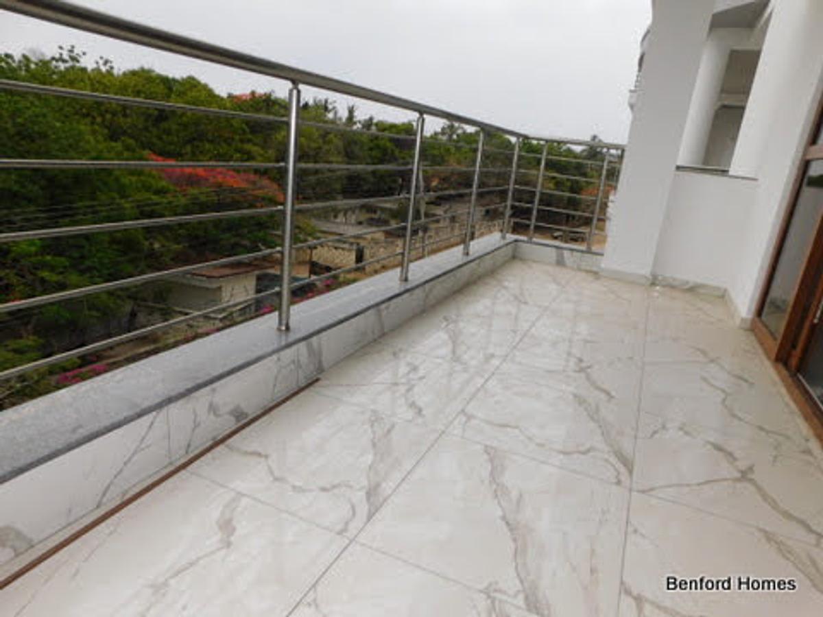 3 Bed Apartment with En Suite at Nyali - 19