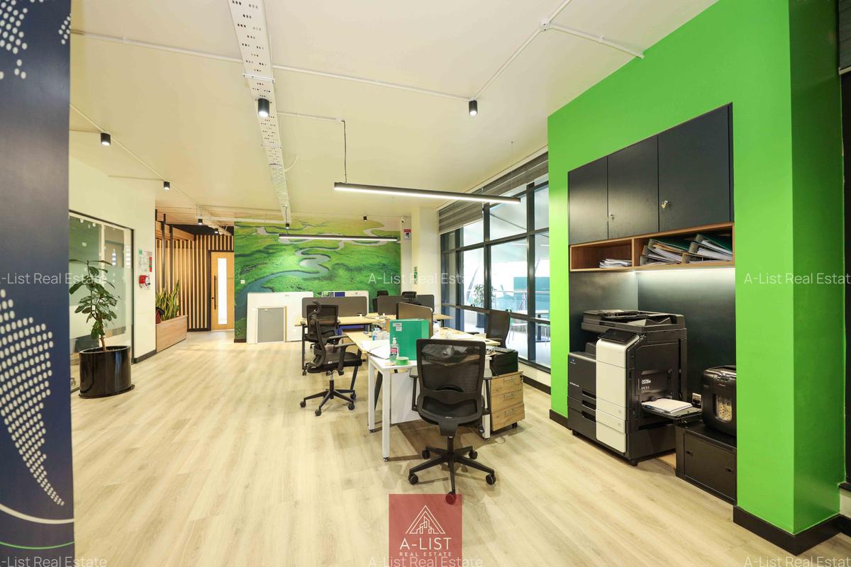 3,918 ft² Office with Service Charge Included at Lavington - 8