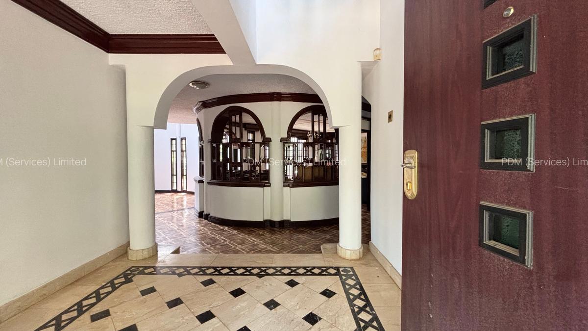 4 Bed House with En Suite in Runda - 3