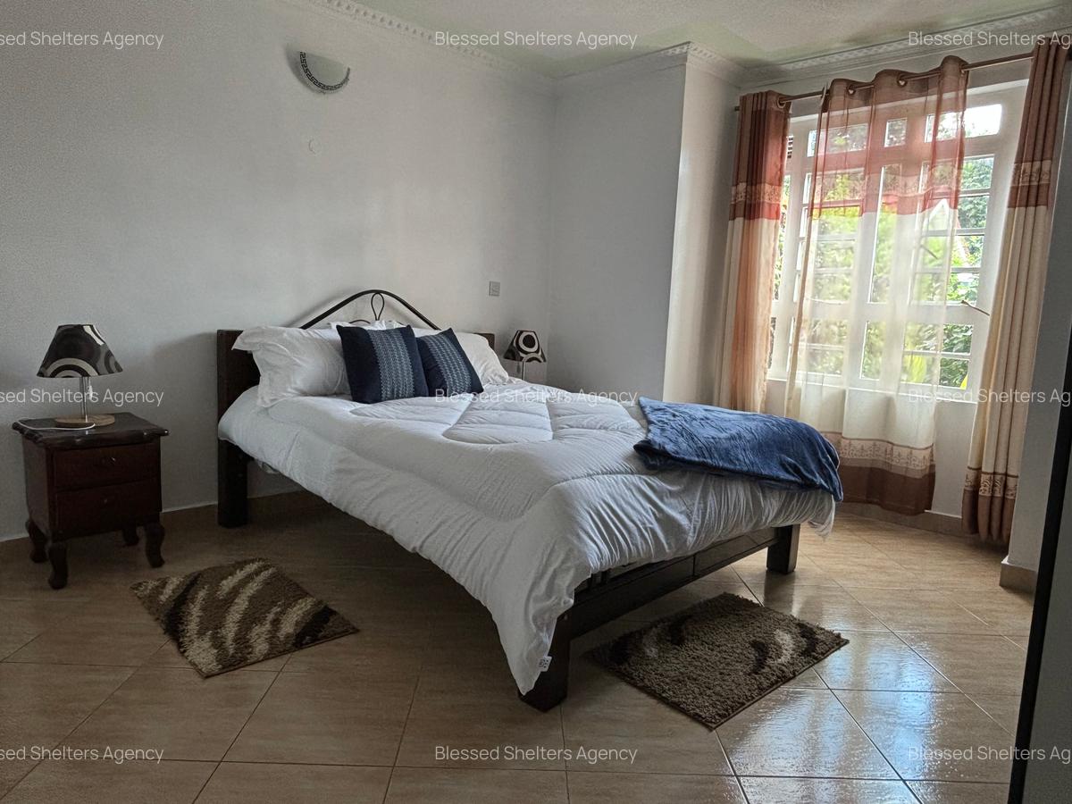 Serviced 2 Bed Apartment with En Suite in Runda - 18